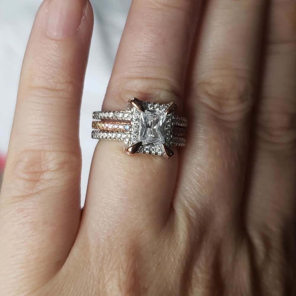 Cocktail Ring - Picture 4 of 5